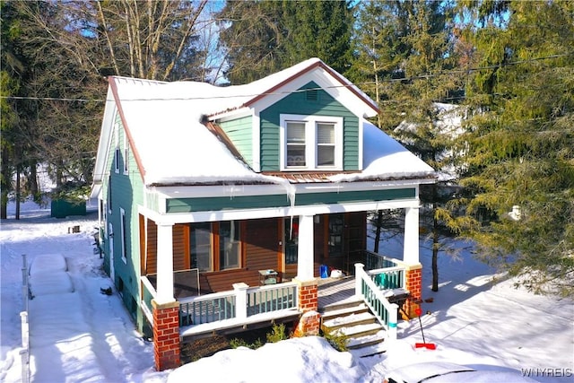 view of front of home with covered porch