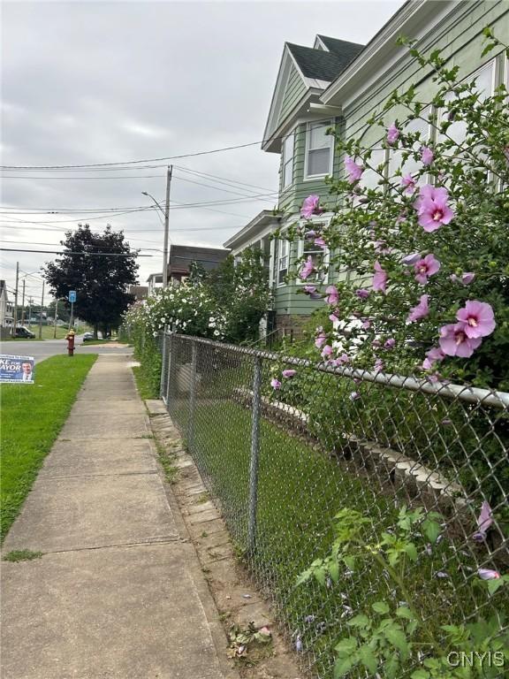 view of side of property