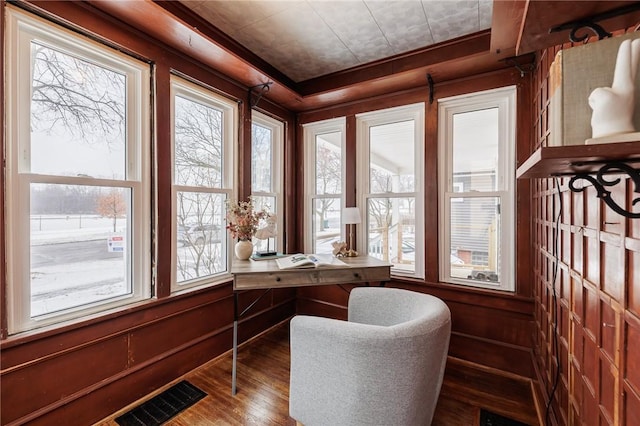 view of sunroom / solarium