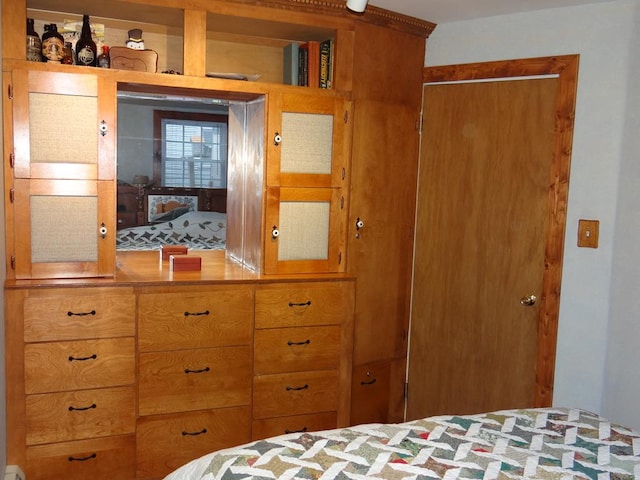 bedroom featuring a closet