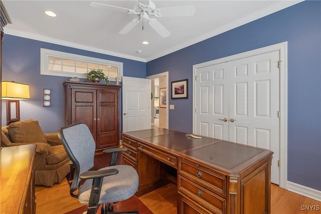 office area with ceiling fan, light hardwood / wood-style flooring, and crown molding