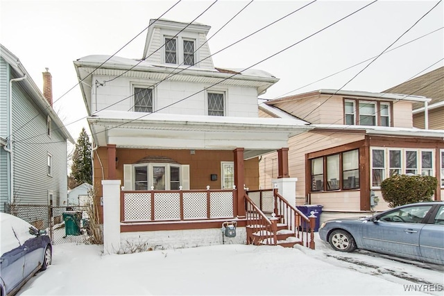 view of front of property featuring a porch