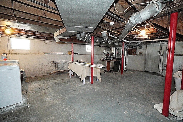 basement with washer / dryer