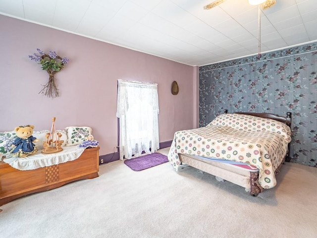 bedroom featuring carpet floors