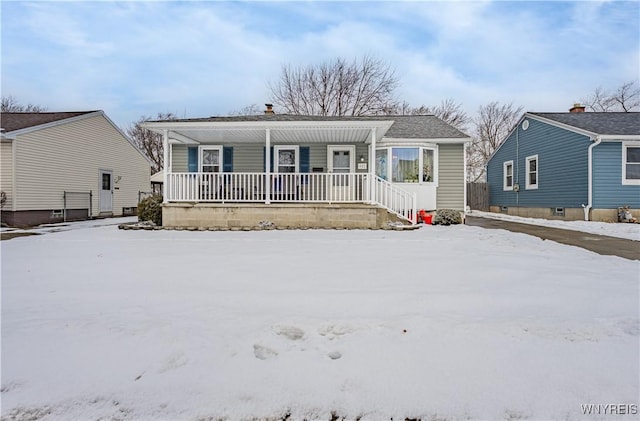 view of front of house with a porch