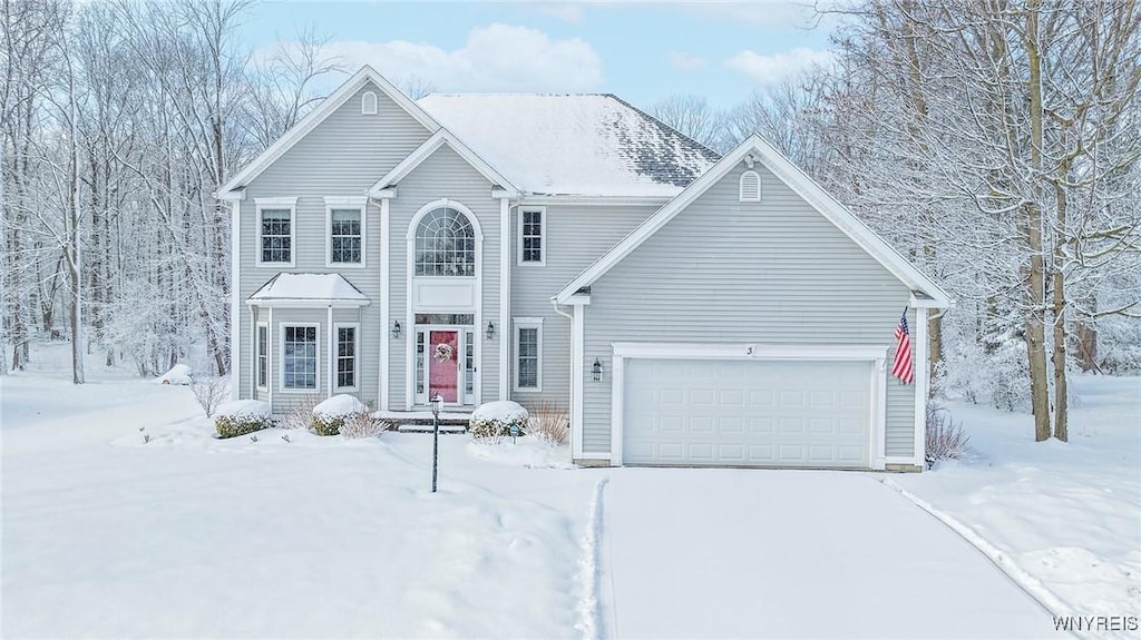 view of front facade with a garage