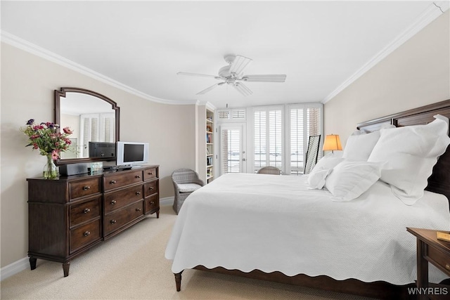 bedroom with ornamental molding, light carpet, and ceiling fan