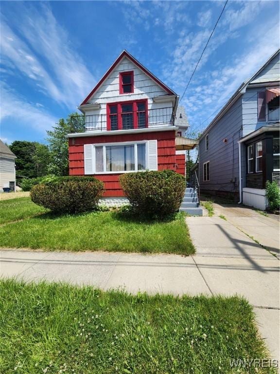 67 Montana Ave, Buffalo, NY 14211 - view of american foursquare style home
