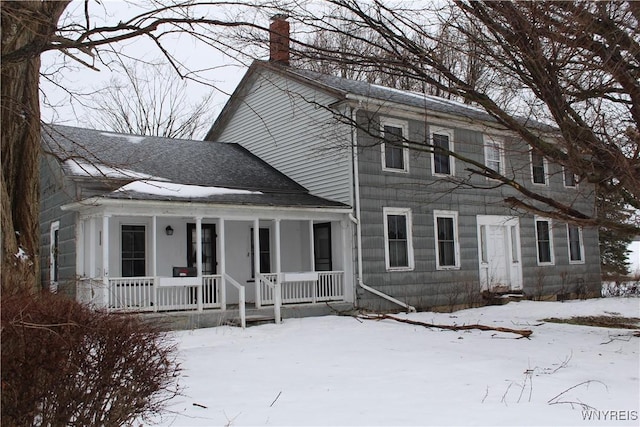 view of front of home featuring a porch