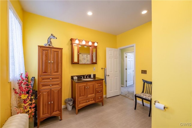 20 Petrie St, Little Falls-City, NY 13365 - sitting room with sink
