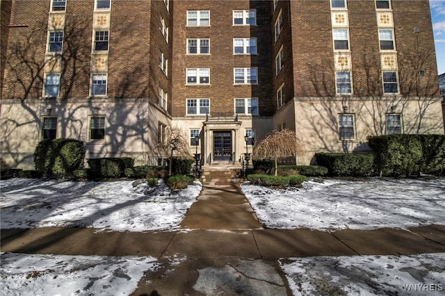 view of building exterior