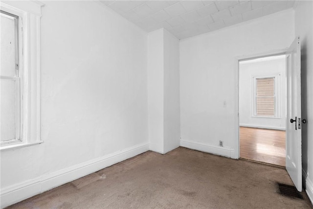 empty room featuring carpet