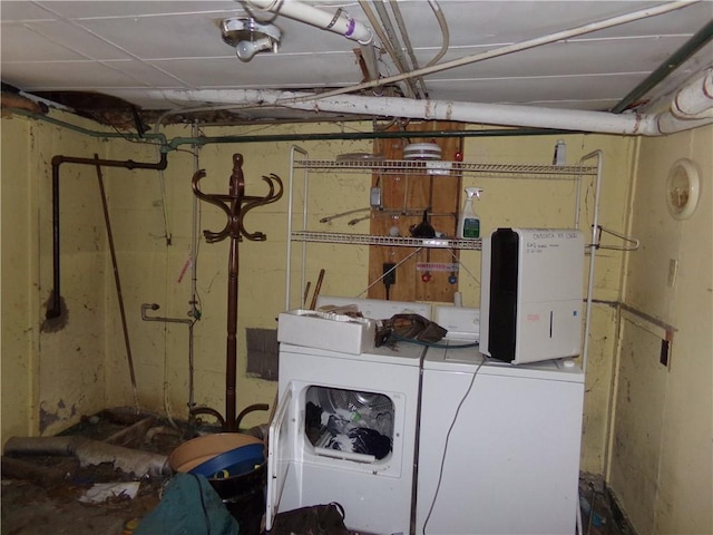 laundry room with washer and dryer