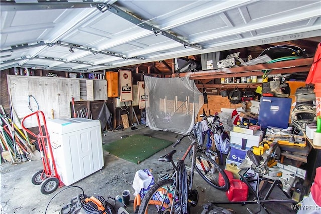 garage with washer / dryer