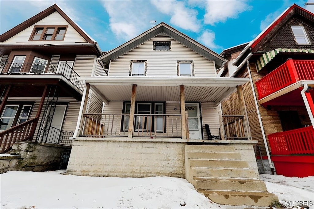 view of front of property with covered porch