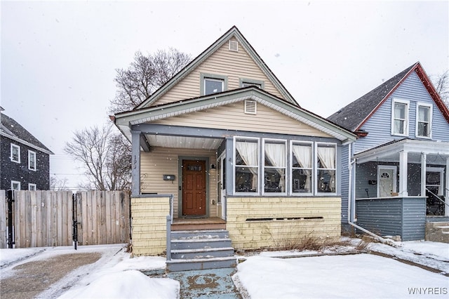 view of front of property