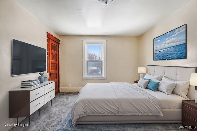 view of carpeted bedroom