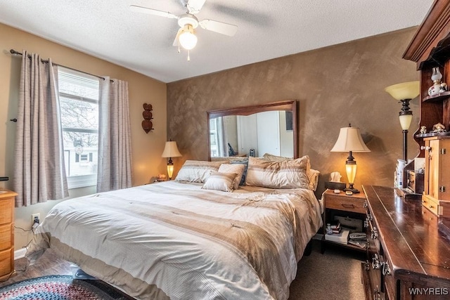 bedroom featuring ceiling fan