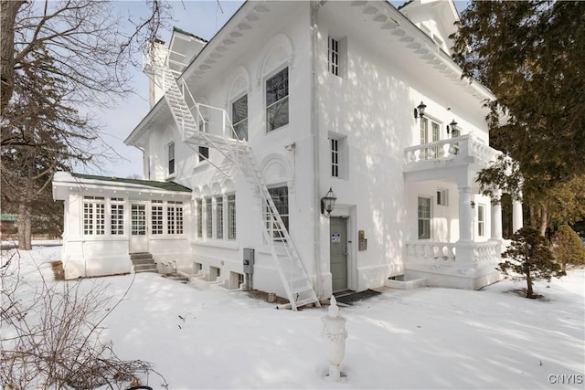 1208 James St, Syracuse, NY 13203 - view of snowy exterior