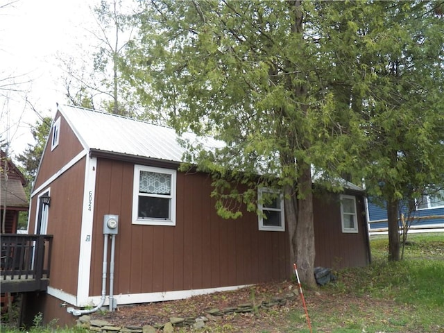 6024 W Willow Pt, Canadice, NY 14471 - view of side of property featuring metal roof