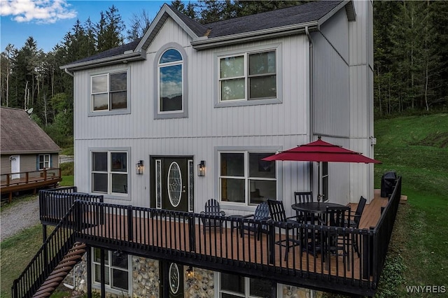 view of front of property featuring a deck