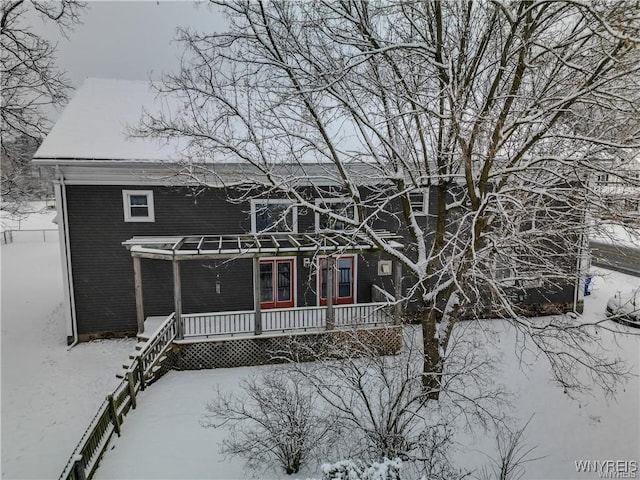 view of front of home featuring a porch