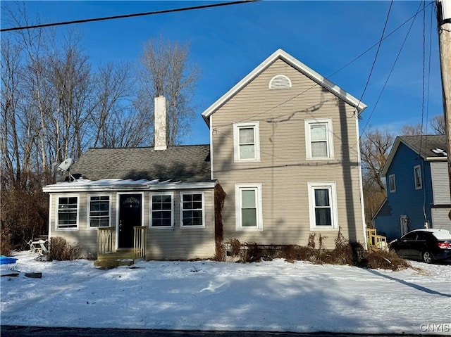 view of front of property