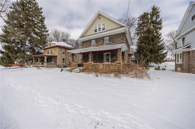 view of front of home with covered porch