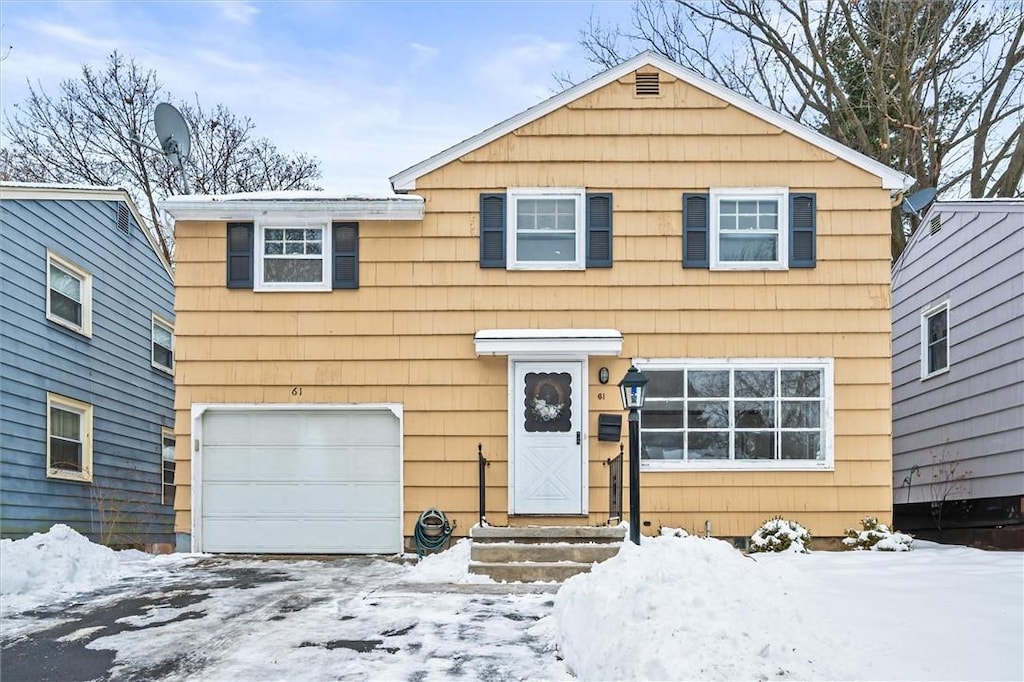 view of front of house with a garage