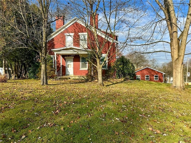 view of front of property with a front yard