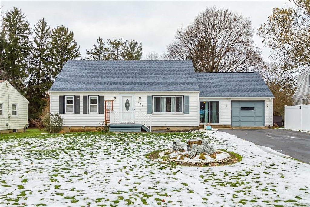 view of front of house featuring a garage