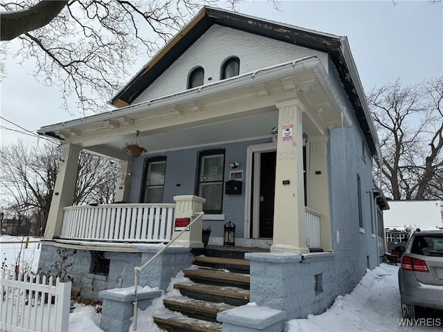 view of front of house featuring covered porch