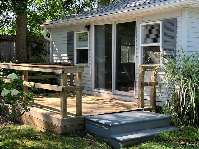 2202 River Rd, Wheatfield, NY 14304 - deck featuring fence