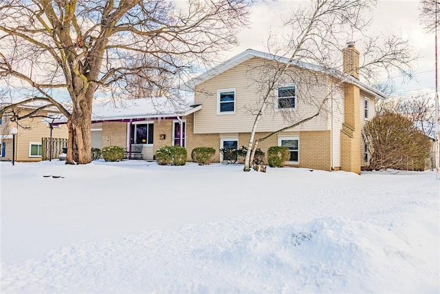 view of front of property