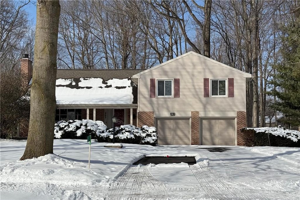 view of front of home featuring a garage