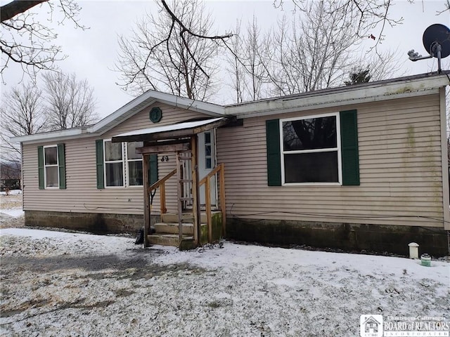 view of manufactured / mobile home