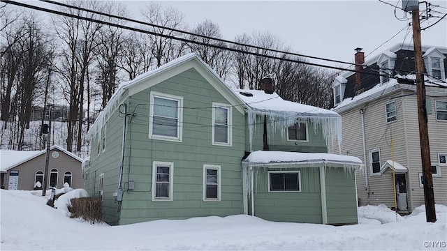 view of front of home