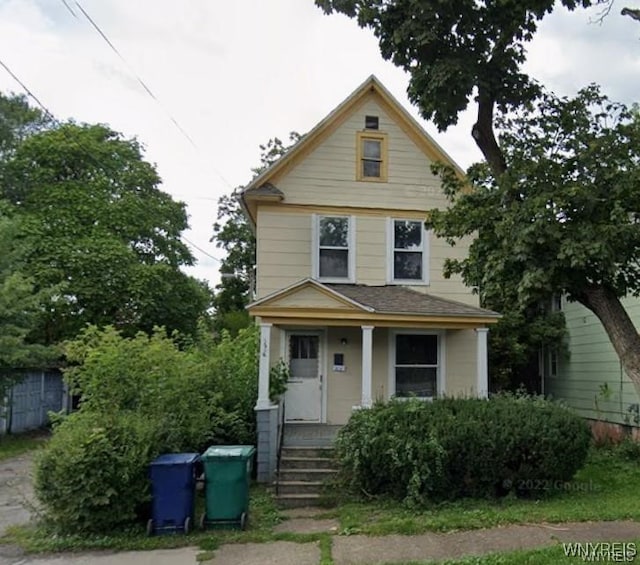 view of front of property