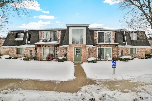 view of townhome / multi-family property