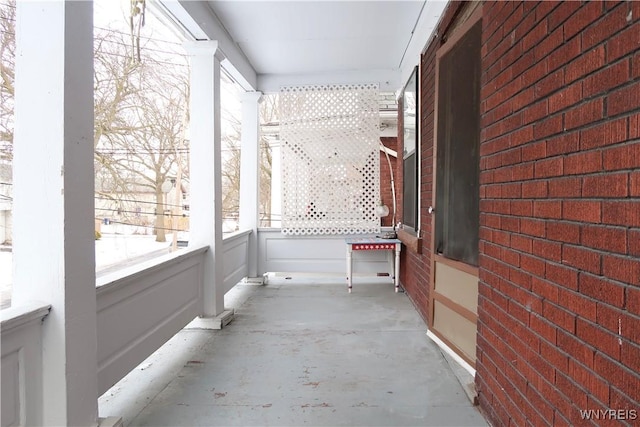 view of unfurnished sunroom