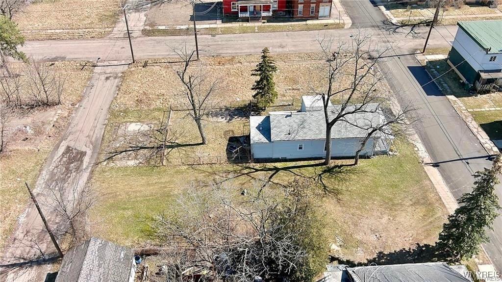1156 Whitney Ave, Niagara Falls, NY 14301 - photo 4