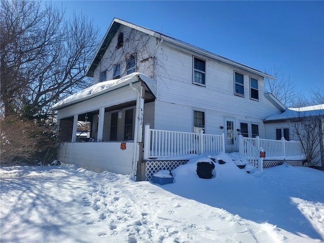 view of front of house with a porch