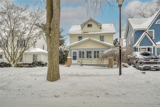 view of front of home