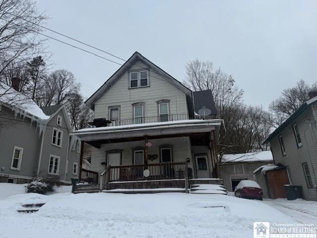 view of front facade featuring covered porch