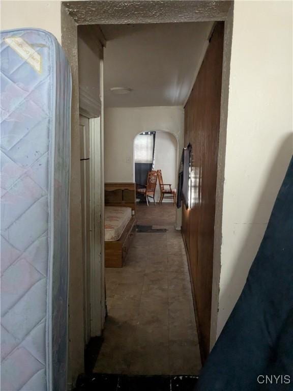 1509 Sunset Ave, Utica, NY 13502 - corridor with arched walkways