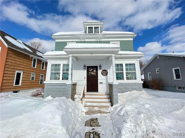 view of front of home with entry steps