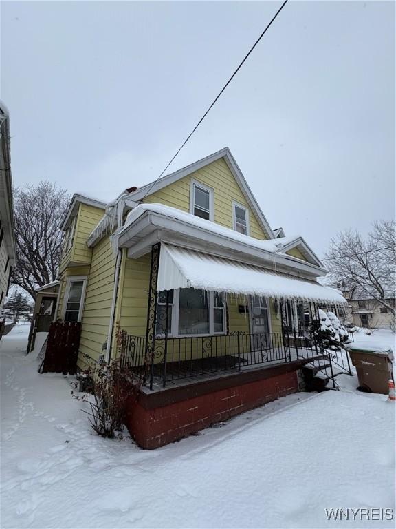 view of front of house