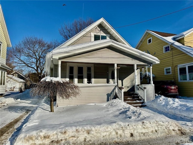 view of front of home with covered porch