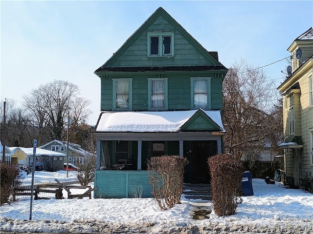 view of front of property