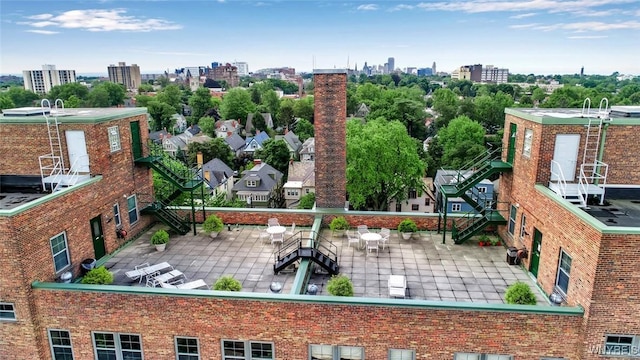 bird's eye view featuring a view of city